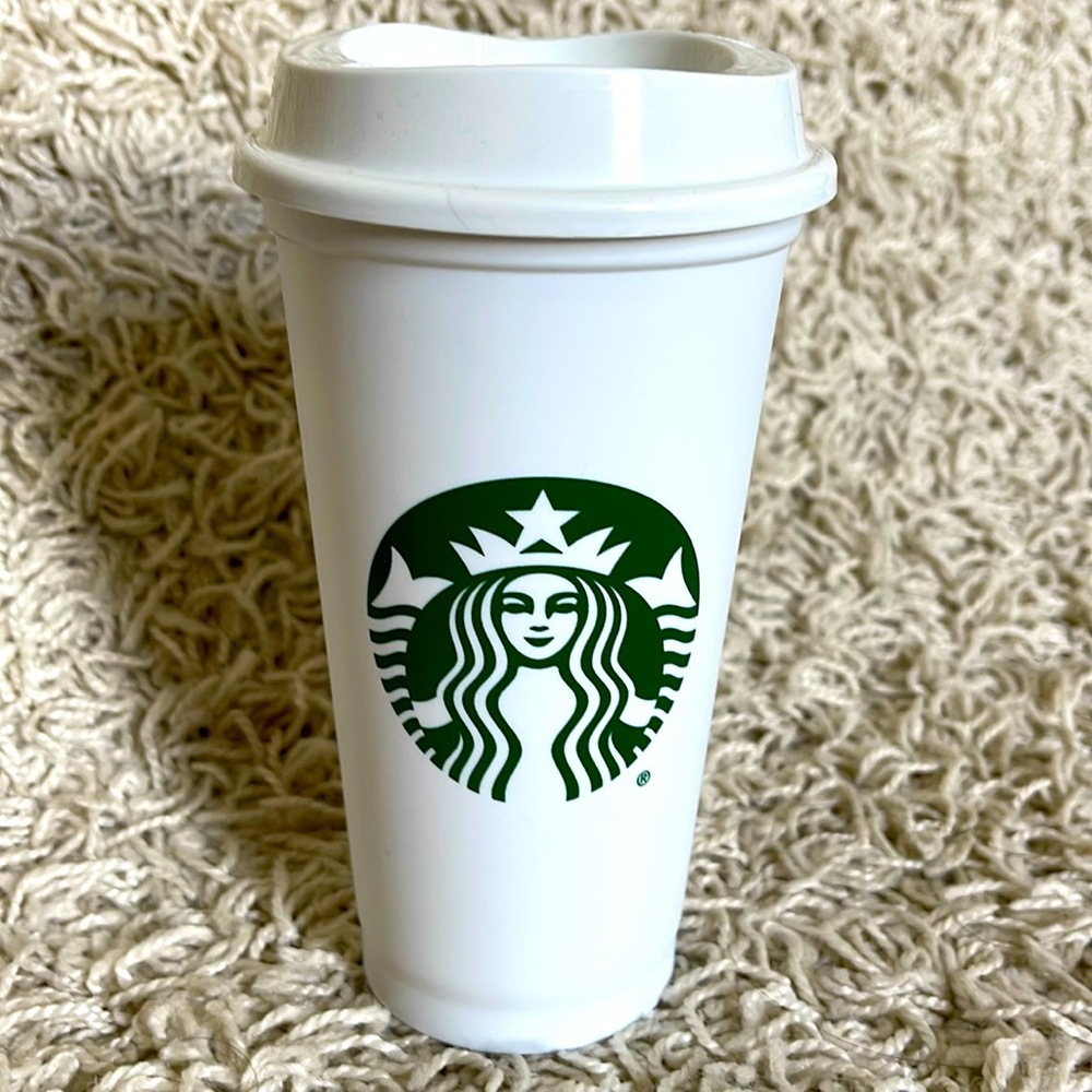 Starbucks reusable cups